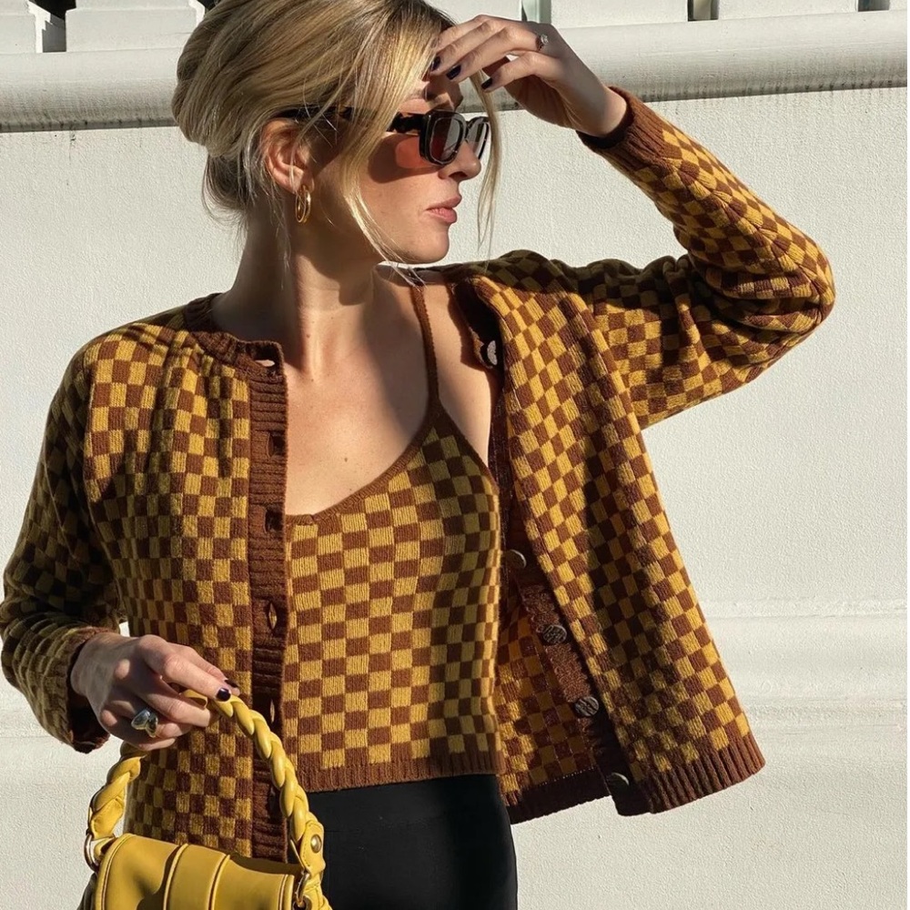 Gimaguas Wool Cardigan – Camel Chess